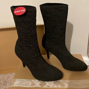 Black Heeled 7M Sparkle Stretch Boots with Memory Foam-NEW
